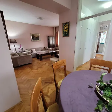 Soleil Apartamento Escópia